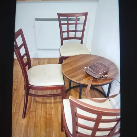 Pavillon En Entier Agreable Couple, Prázdninový dům *